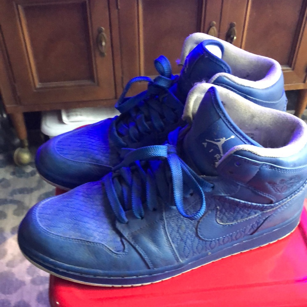 Nike Air Men’s 11.5 blue